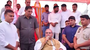Public paying tribute to Satya Pal Malik