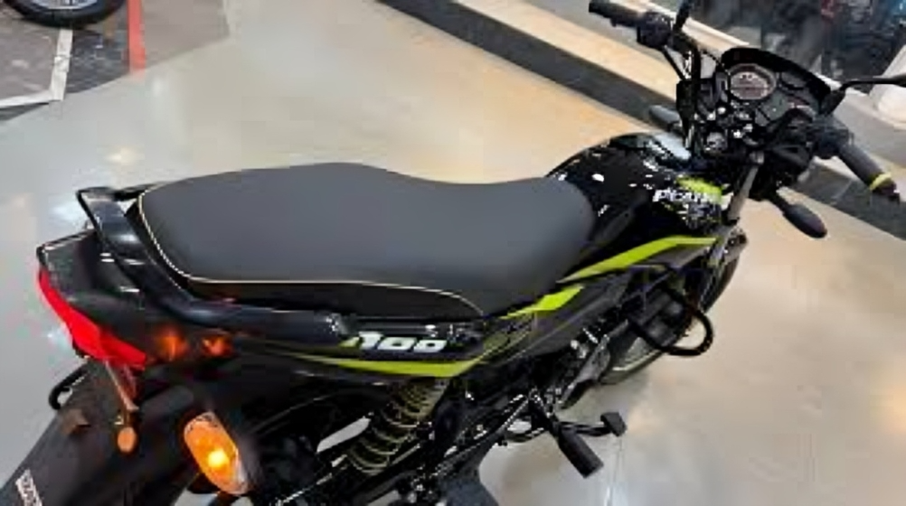 Efficient Urban Commuting with the Bajaj Platina 100: A Rider’s Perspective