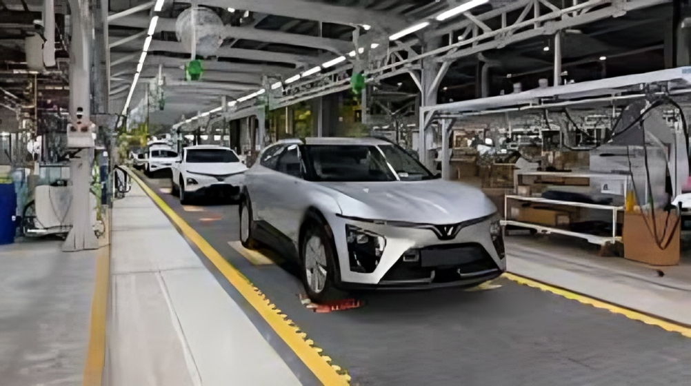 The first VinFast electric car rolling out in India